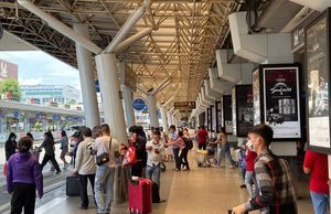 Nhu cầu đi lại dịp lễ tăng cao, các hãng hàng không tăng hàng trăm chuyến bay