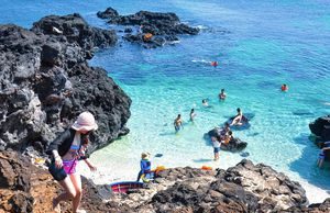 Du khách đến miền Trung dịp giỗ Tổ tăng kỷ lục