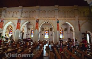 Một số điểm du lịch ở Phú Yên quá tải vì du khách tăng đột biến