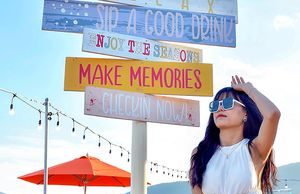 Du khách đổ về biển Quy Nhơn trước lễ 2/9