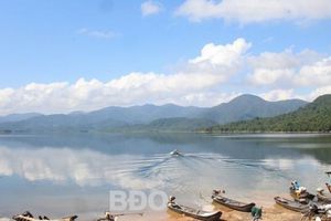 thumnail-542 Cảnh giới khoáng đạt hồ Núi Một