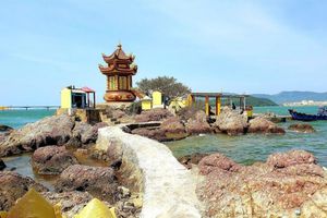 thumnail-566 Tháp Thầy Bói - Điểm du lịch tâm linh nổi tiếng trên đầm Thị Nại