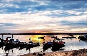 Cuộc sống bình dị tại làng chài ven biển Bình Định