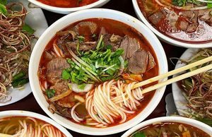 Những món bún miền Trung làm say lòng thực khách