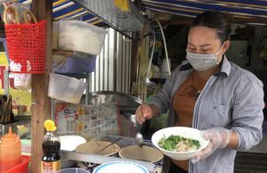 Những xóm nghề tha hương-Kỳ cuối: ‘Tập đoàn’… hủ tiếu gõ