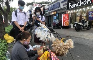 Những xóm nghề tha hương-Kỳ 3: ‘Xóm 77’ và đặc sản trên đôi quang gánh