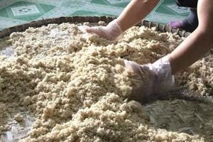 thumnail-829 Giỗ tổ làng nghề truyền thống rượu Bàu Đá