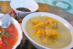 thumnail-835 Đầu năm về 'đất võ' ăn canh bí đỏ nước dừa