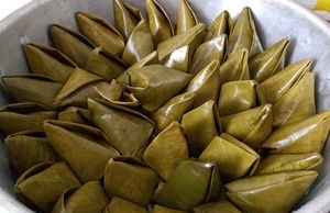 Dẻo thơm bánh ít lá gai chợ Thuận