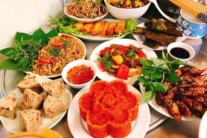 thumnail-932 Cỗ cúng rằm tháng Bảy hiếm hàng, quán dừng phục vụ, nơi chỉ chọn khách quen