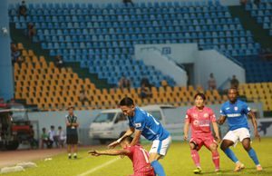 Hành tím khô rớt giá kỷ lục, chỉ còn 2.000 đồng/kg